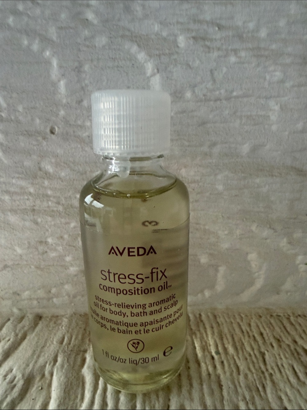 AVEDA Stress-Fix Composition Oil - Clear Light Yellow